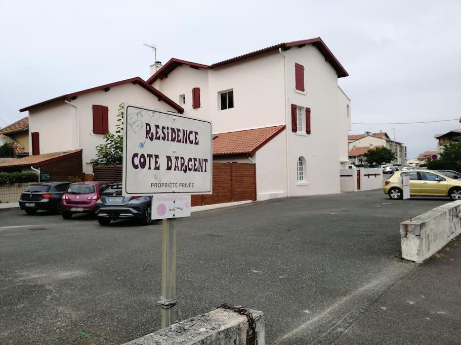 Appartement A 70M De La Plage Et L Estacade De 카브레톤 외부 사진