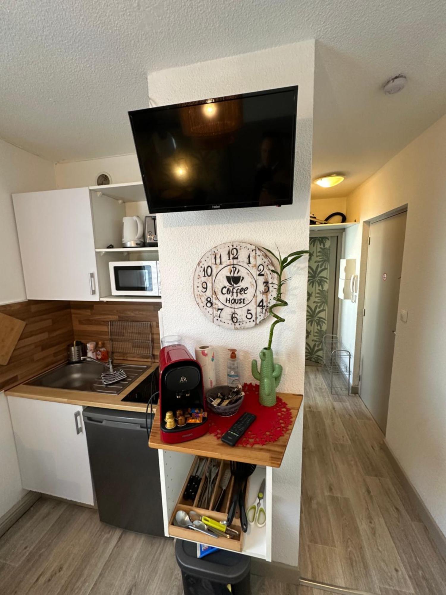 Appartement A 70M De La Plage Et L Estacade De 카브레톤 외부 사진